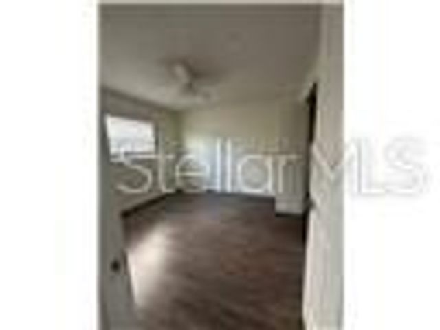 1017 E 1ST AVENUE, Mount Dora, FL 32757