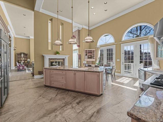 19 Mallard Drive, Lloyd Harbor, NY 11743