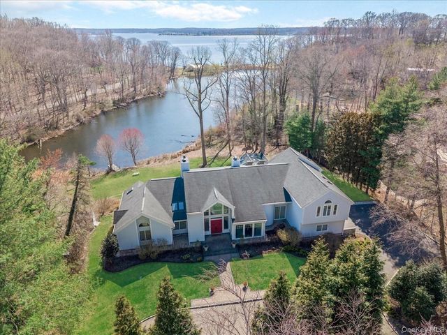 19 Mallard Drive, Lloyd Harbor, NY 11743