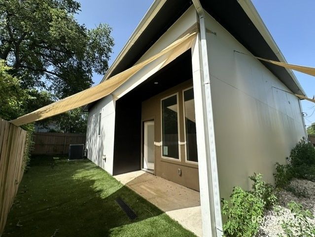 332 Avenue Avenue E, Dallas, TX 75203