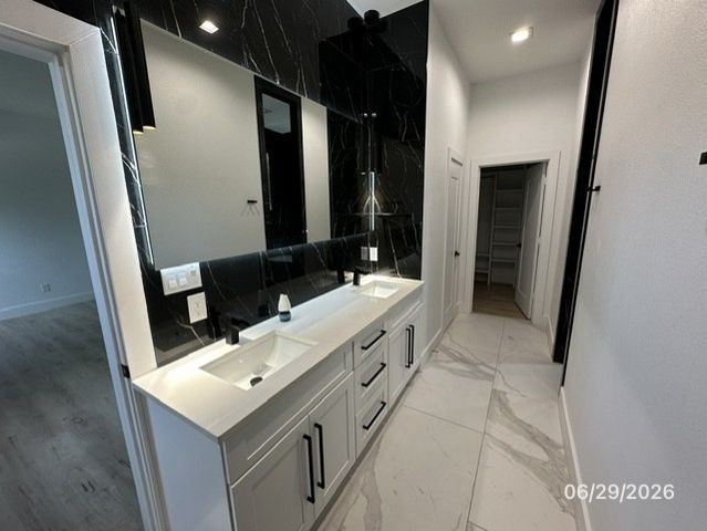 332 Avenue Avenue E, Dallas, TX 75203