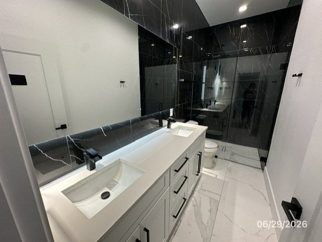 332 Avenue Avenue E, Dallas, TX 75203