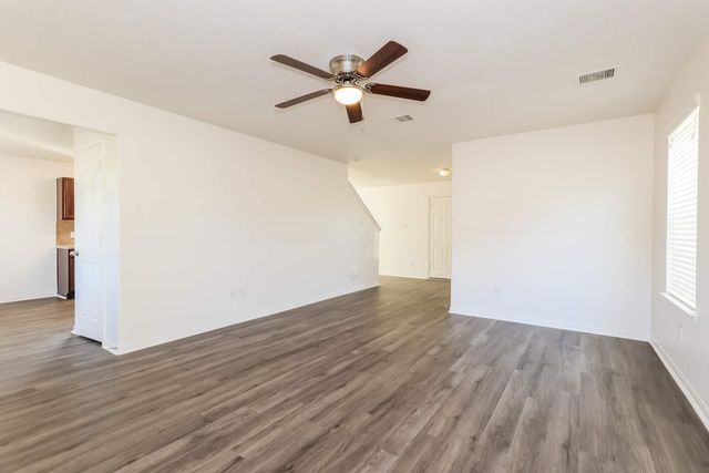 1511 Weiland Manor Lane, Houston, TX 77073