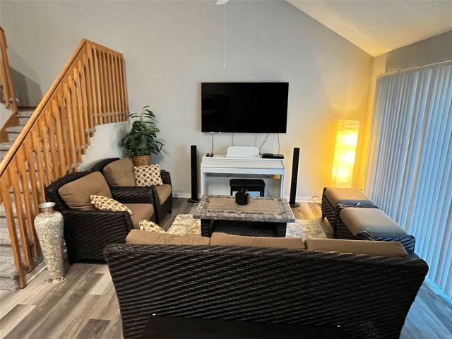 4425 Mills Civic Parkway 1304, West Des Moines, IA 50265