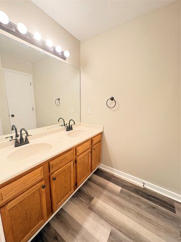 4425 Mills Civic Parkway 1304, West Des Moines, IA 50265