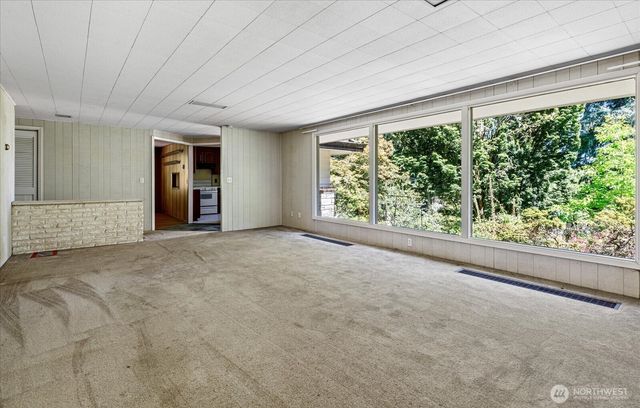 24633 State Route 525, Greenbank, WA 98253