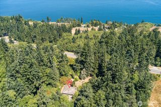 24633 State Route 525, Greenbank, WA 98253