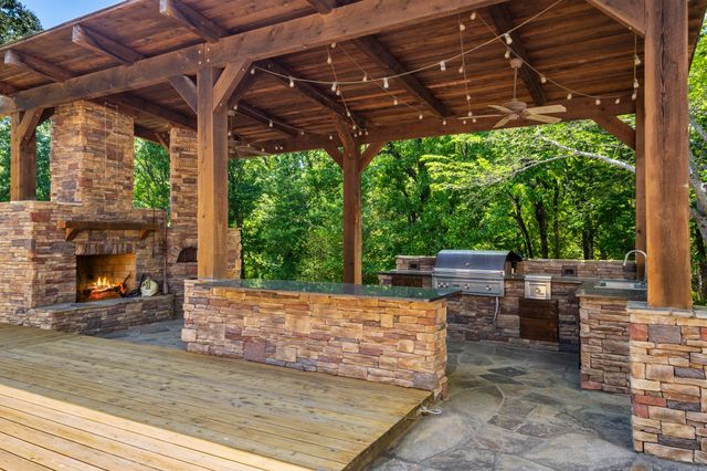239 Kike Acres Road, Searcy, AR 72143
