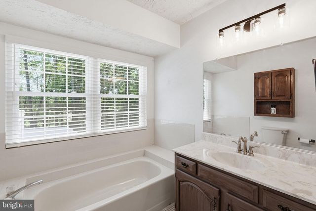 14205 MEADOW CREEK LN, Waldorf, MD 20601