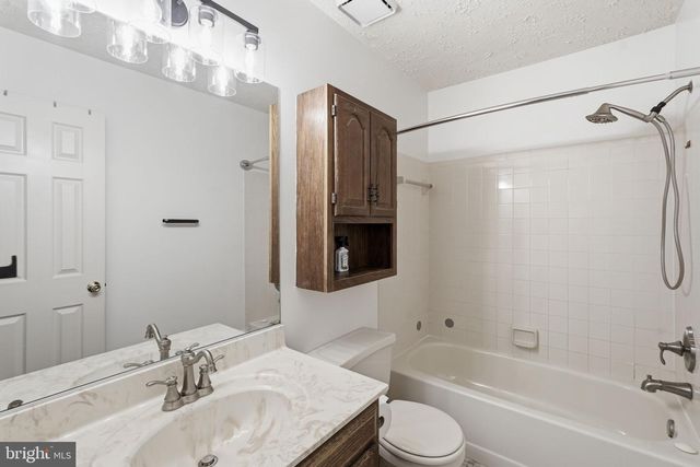 14205 MEADOW CREEK LN, Waldorf, MD 20601