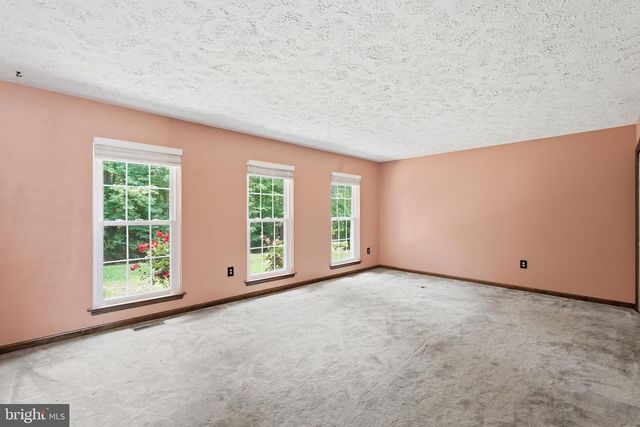 14205 MEADOW CREEK LN, Waldorf, MD 20601