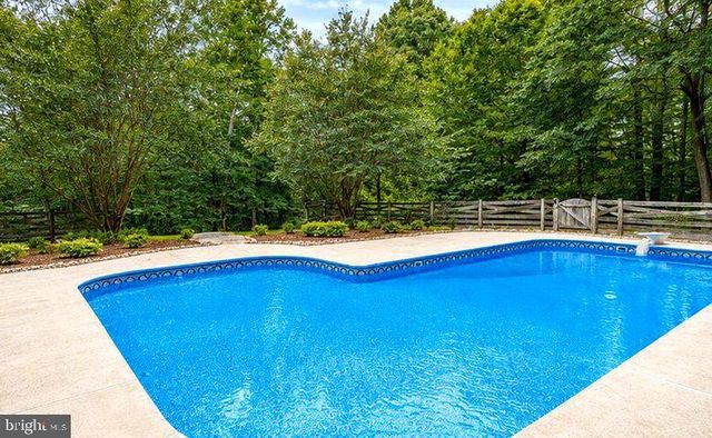 14205 MEADOW CREEK LN, Waldorf, MD 20601