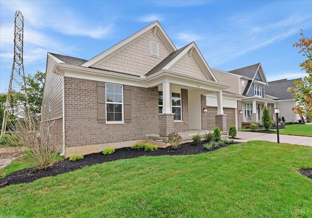 2552 Golden Leaf Drive, Beavercreek, OH 45431