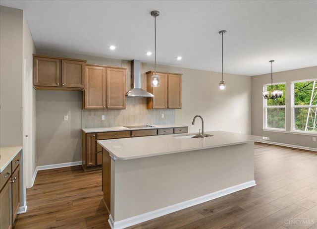 2552 Golden Leaf Drive, Beavercreek, OH 45431