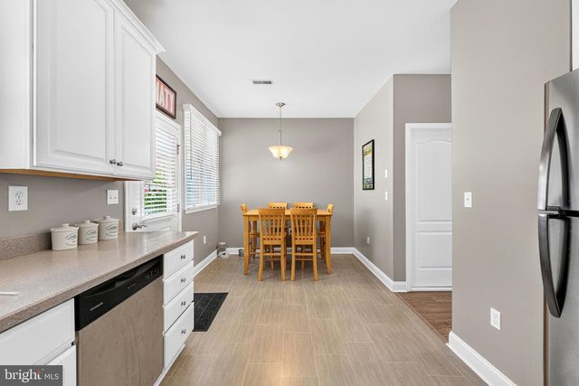 105 SUNRISE AVE, Atlantic City, NJ 08401