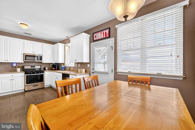 105 SUNRISE AVE, Atlantic City, NJ 08401