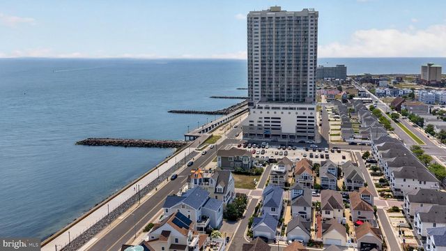 105 SUNRISE AVE, Atlantic City, NJ 08401
