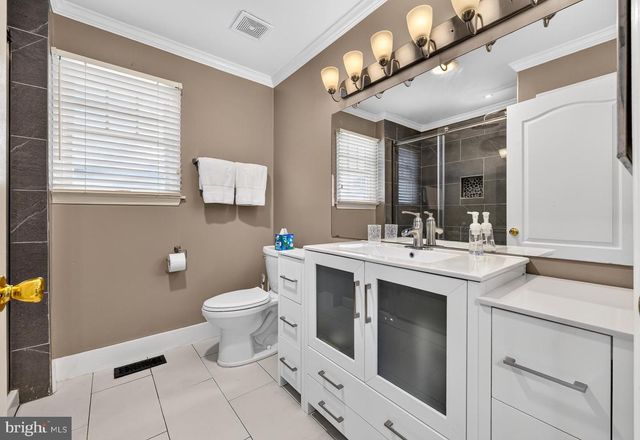 105 SUNRISE AVE, Atlantic City, NJ 08401