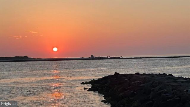 105 SUNRISE AVE, Atlantic City, NJ 08401