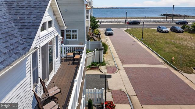 105 SUNRISE AVE, Atlantic City, NJ 08401