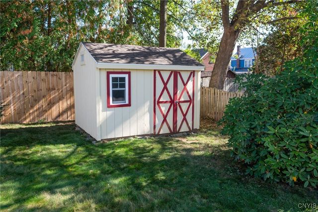 814 East Avenue, Rome, NY 13440