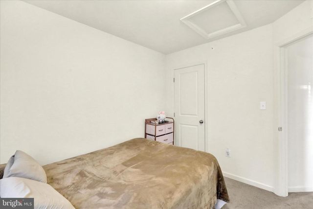 17 HAWLEY CT, Reading, PA 19606