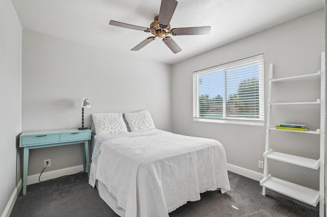 6190 Fieldale Dr, Elk Grove, CA 95758