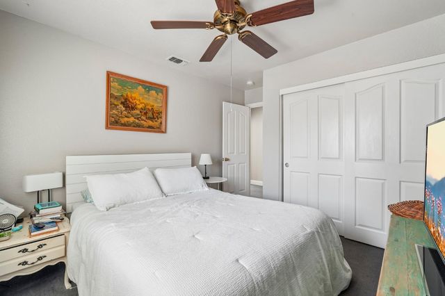 6190 Fieldale Dr, Elk Grove, CA 95758