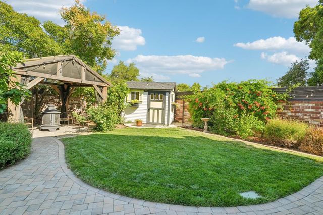 6190 Fieldale Dr, Elk Grove, CA 95758