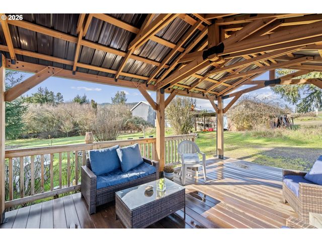 44409 Sw KNIGHT Rd, Gaston, OR 97119