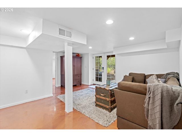 44409 Sw KNIGHT Rd, Gaston, OR 97119