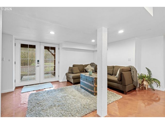 44409 Sw KNIGHT Rd, Gaston, OR 97119