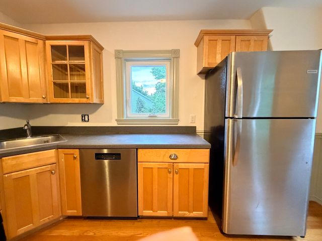 38 Harvard Street 2, Somerville, MA 02143