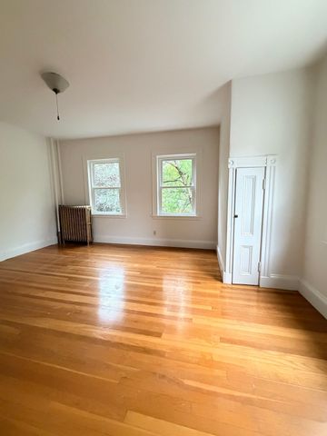 38 Harvard Street 2, Somerville, MA 02143