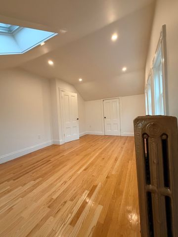 38 Harvard Street 2, Somerville, MA 02143