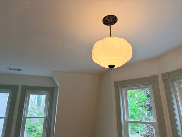 38 Harvard Street 2, Somerville, MA 02143