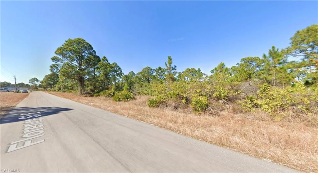 1141 Florence ST E, LEHIGH ACRES, FL 33974 — photo 3