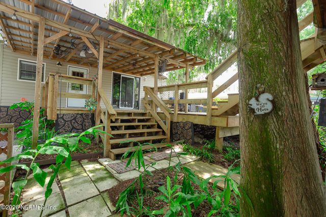 153 SMITH Lane, Satsuma, FL 32189