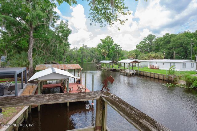 153 SMITH Lane, Satsuma, FL 32189