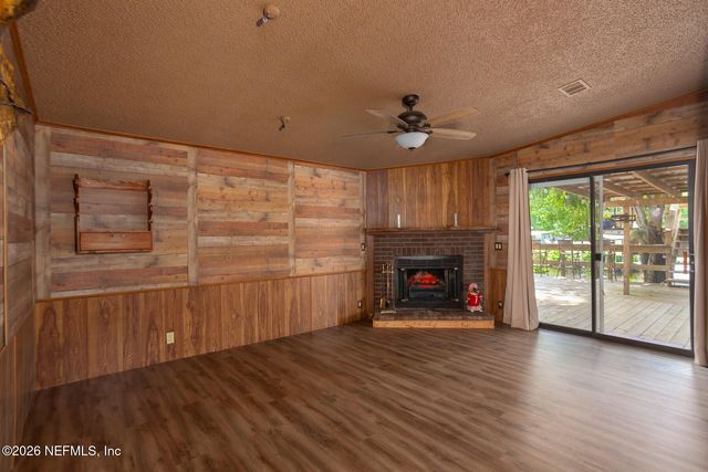153 SMITH Lane, Satsuma, FL 32189