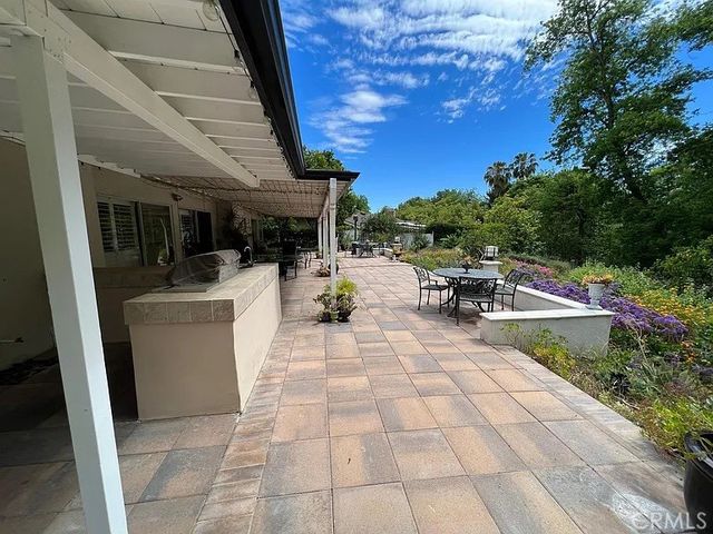 352 West Road, La Habra Heights, CA 90631