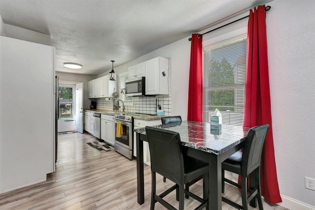 707 E RANDALL STREET, Appleton, WI 54911
