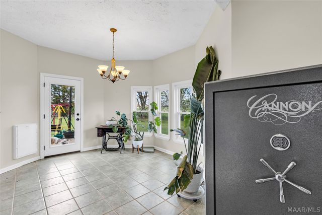 115 Willow Oak Drive, Deatsville, AL 36022