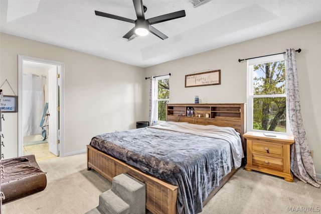 115 Willow Oak Drive, Deatsville, AL 36022