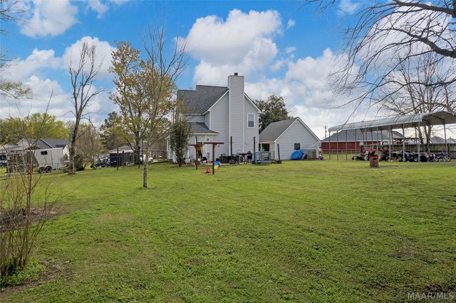 115 Willow Oak Drive, Deatsville, AL 36022