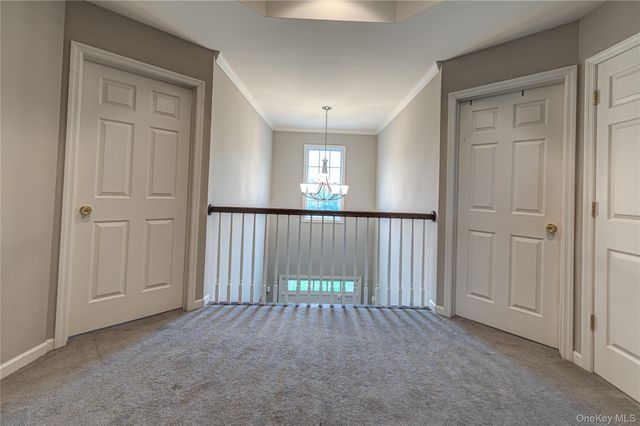 4 Indianwood Court, Wading River, NY 11792