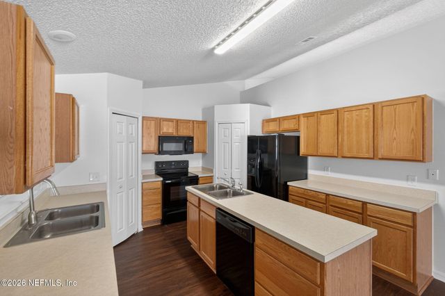 4177 BROAD CREEK Lane, Jacksonville, FL 32218