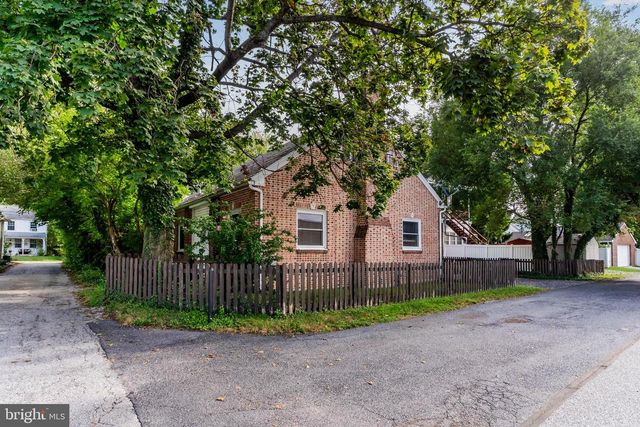 670-672 W LOUTHER ST, Carlisle, PA 17013