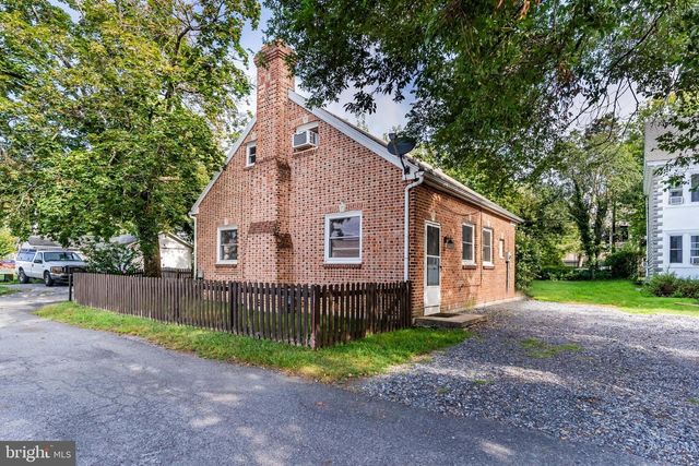 670-672 W LOUTHER ST, Carlisle, PA 17013