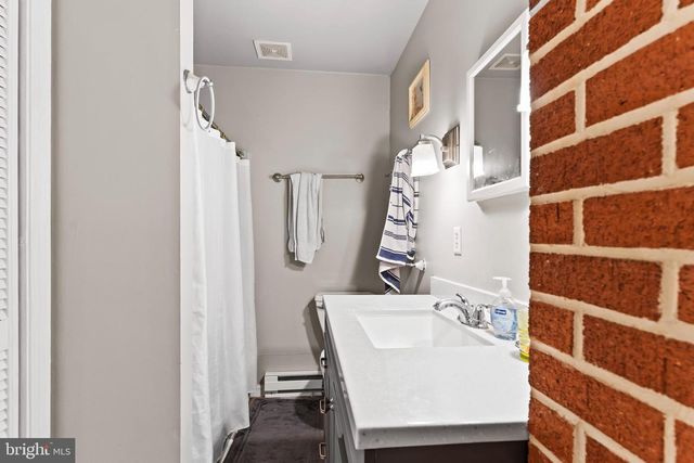 670-672 W LOUTHER ST, Carlisle, PA 17013